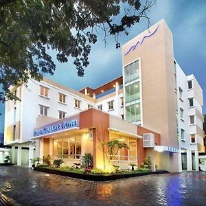 Urbanview Hotel Grand Malabar Bandung